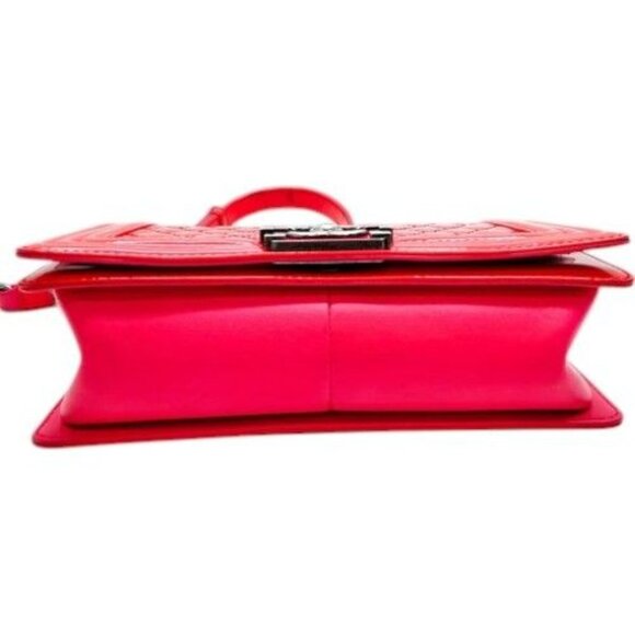 0121795BO (X6) Chanel Shoulder Bag Red Enamel - Picture 4 of 13